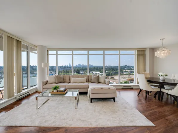 2133 Douglas Rd #807, Burnaby, BC V5C 0E9