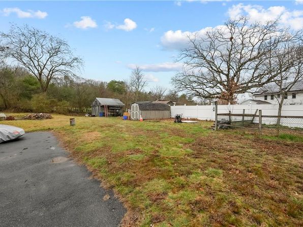 10A Butter Ln, Charlestown, RI 02813