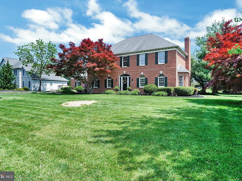 1070 Wetherburn Dr, York, PA 17404 Zillow