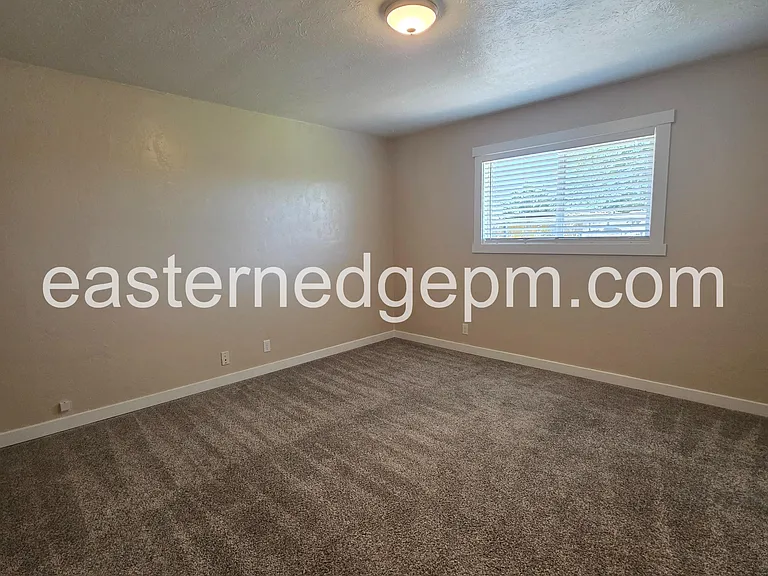 650 NW 6th St #652 — Photo 16