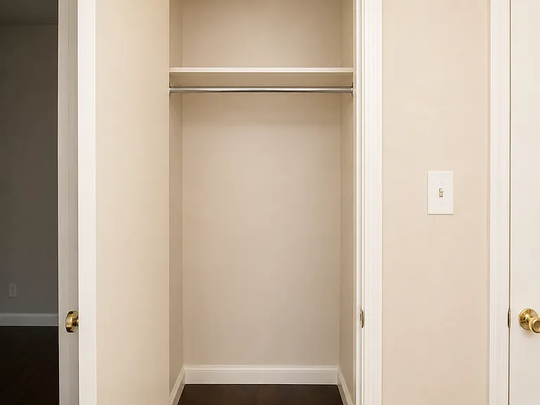 126 Hollyhill Ln #126 — Photo 20