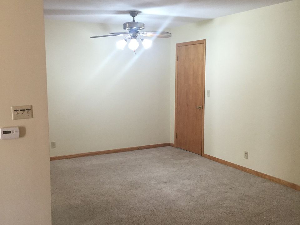2nd image of 106 N East Ave