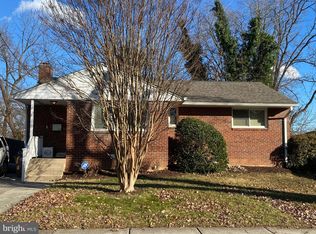 2202 Rockland Ave, Rockville, MD 20851