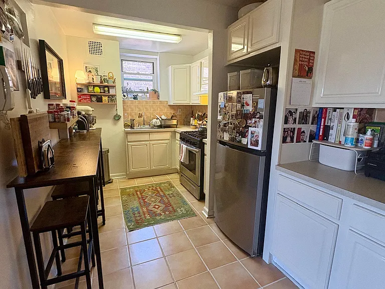 150 Hawthorne St #7E — Photo 8