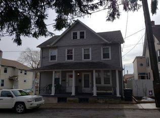 724 Chestnut St, Freeland, PA 18224