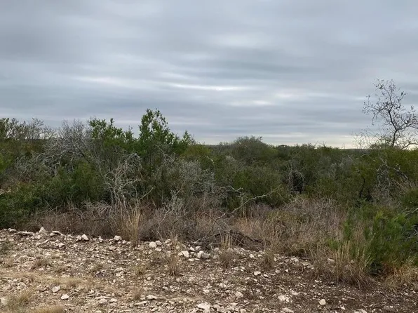 504 LEGEND HILLS RD LOT 24, Uvalde, TX 78801