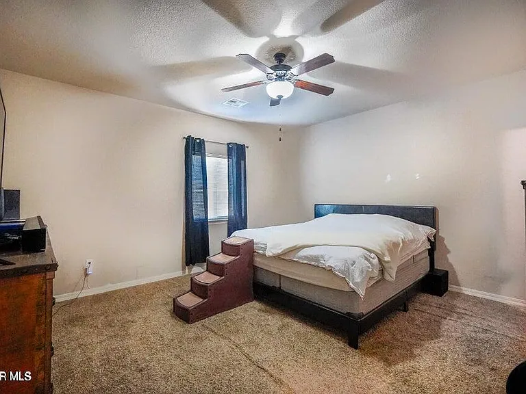 2105 Tim Foster St — Photo 14
