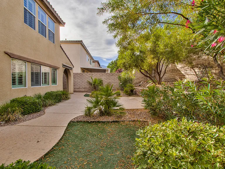 960 Contadero Pl — Photo 33