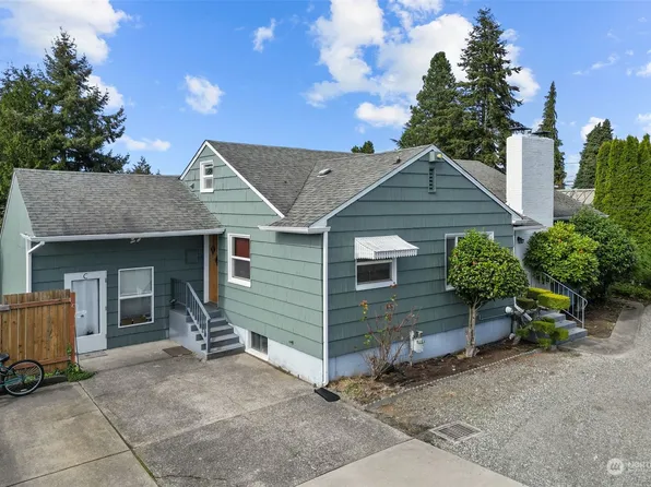 2504 Bridgeport Way W, University Place, WA 98466