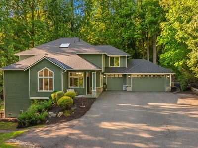 17524 214th Avenue NE, Woodinville, WA, 98072