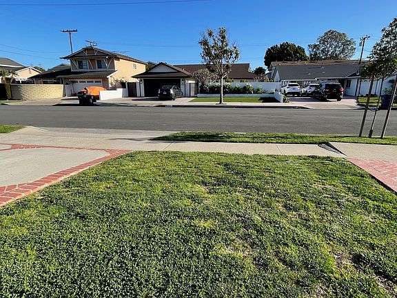 Wonderful neighborhood and fabulous curb appeal