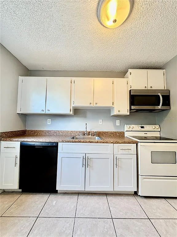 2 bed, 1.0 bath, 1032 sqft, $1,675 — Photo 4