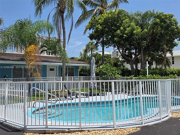 2nd image of 509 Hibiscus Ave APT 7