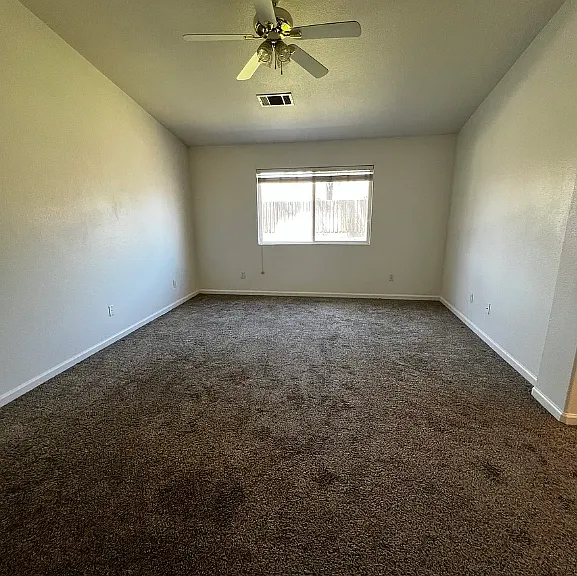 2120 Freedom St — Photo 4
