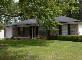 1902 Logging Ln, Jacksonville, FL 32221