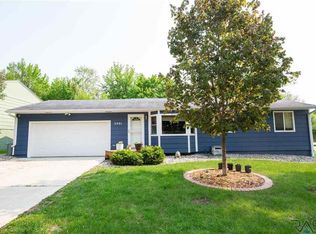 3901 E Huntington St, Sioux Falls, SD 57103