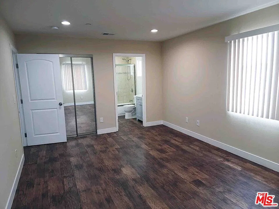 5 bed, 3.5 bath, 2000 sqft, $4,850 — Photo 3
