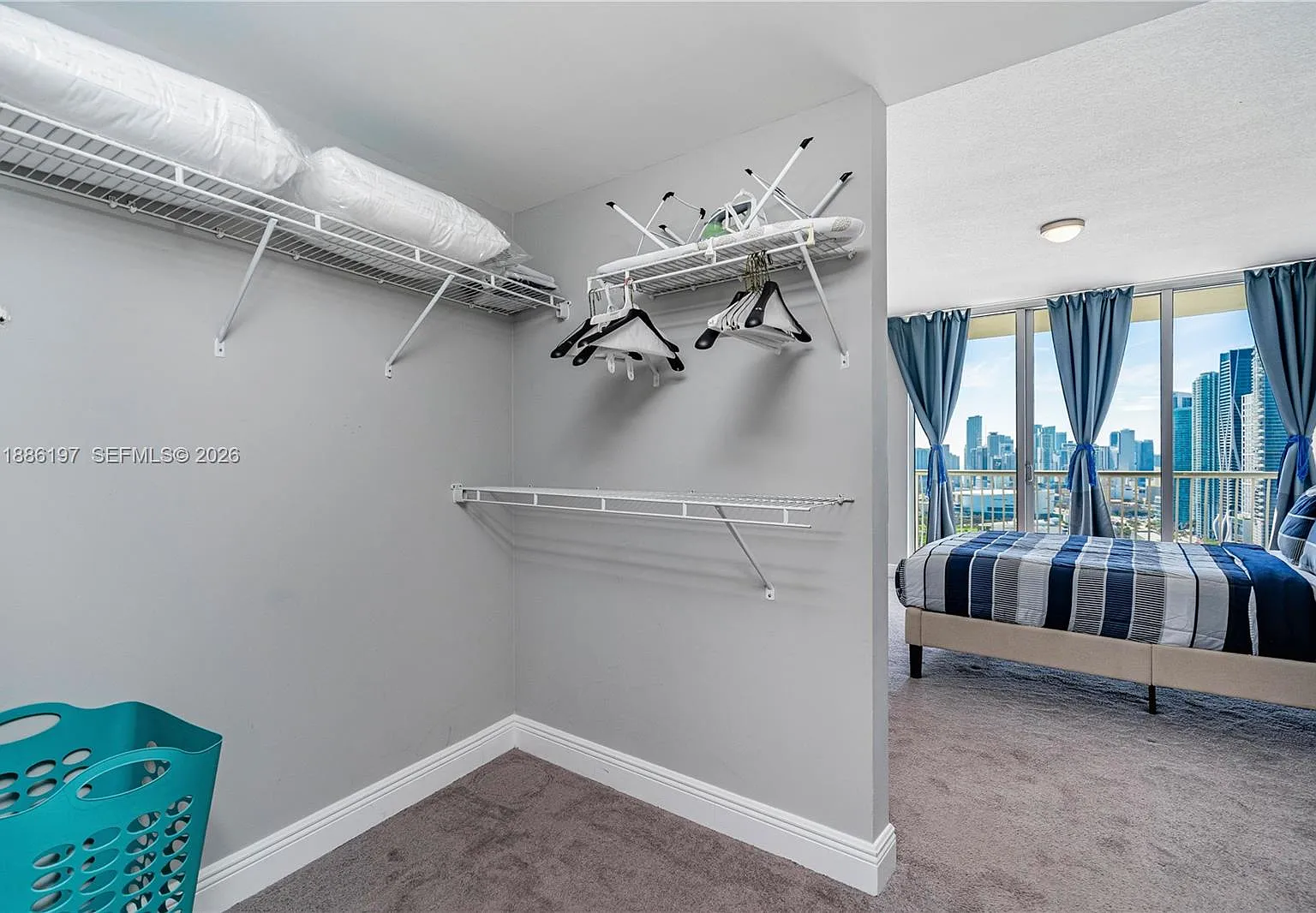 Opera Tower Condo — Photo 4
