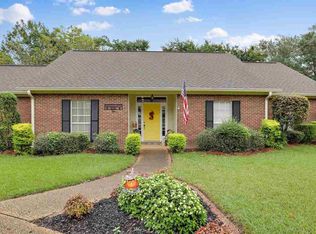 46 Woodgate Dr, Brandon, MS 39042