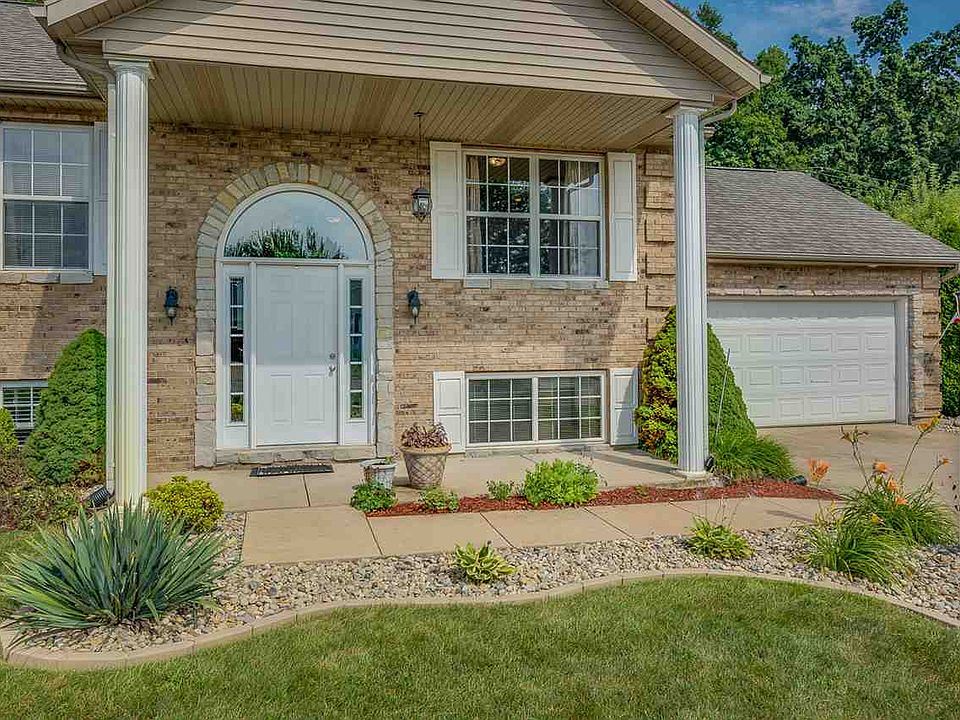 1st image of 53856 Marshall Dr E