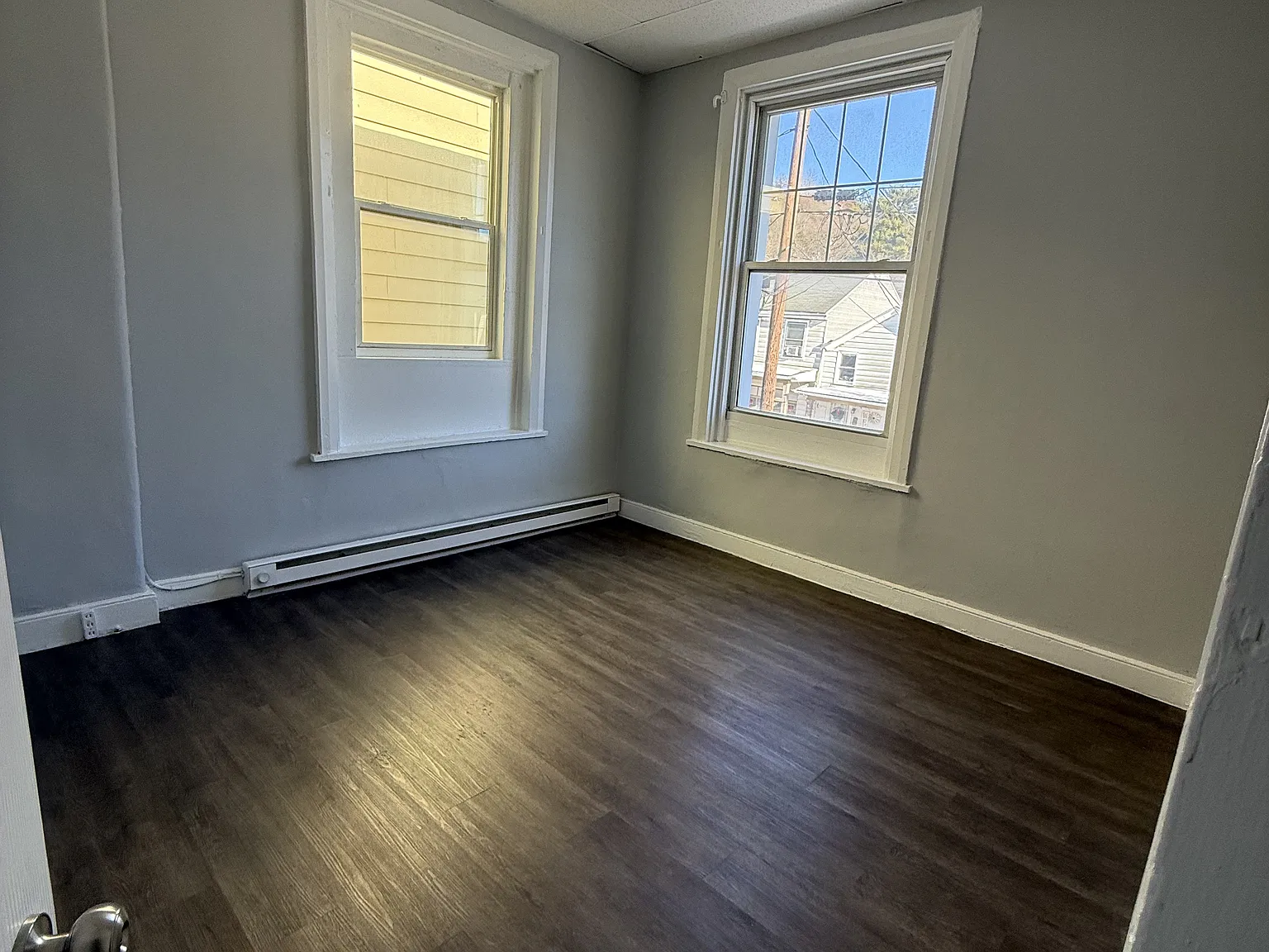 2 bed, 1100 sqft, $1,250 — Photo 2