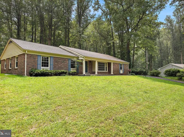 6250 Sleepy Hollow Rd, La Plata, MD 20646