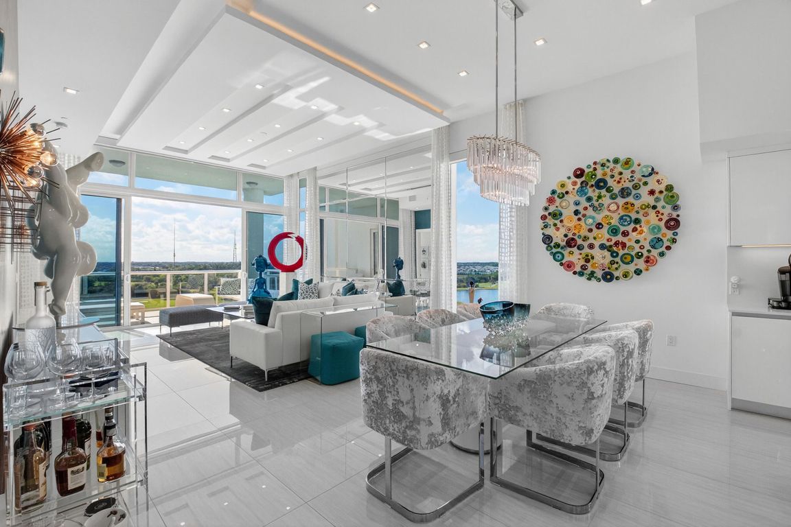 next background image