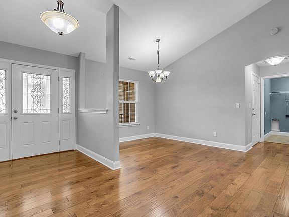 5th image of 9 Gratiot Ln