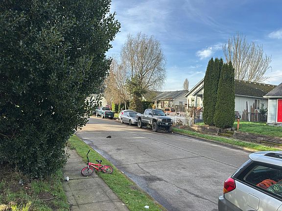 5th image of 150 17th Ave