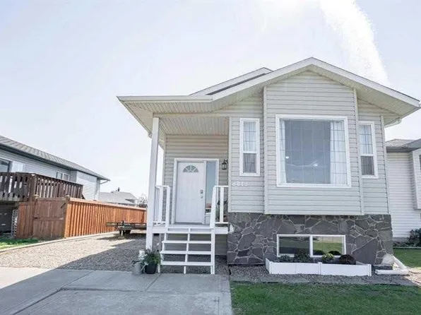 8813 N 110a Ave, Grande Prairie, AB T8X 1P9