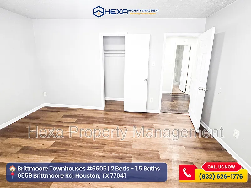 Brittmoore Townhouses — Photo 4