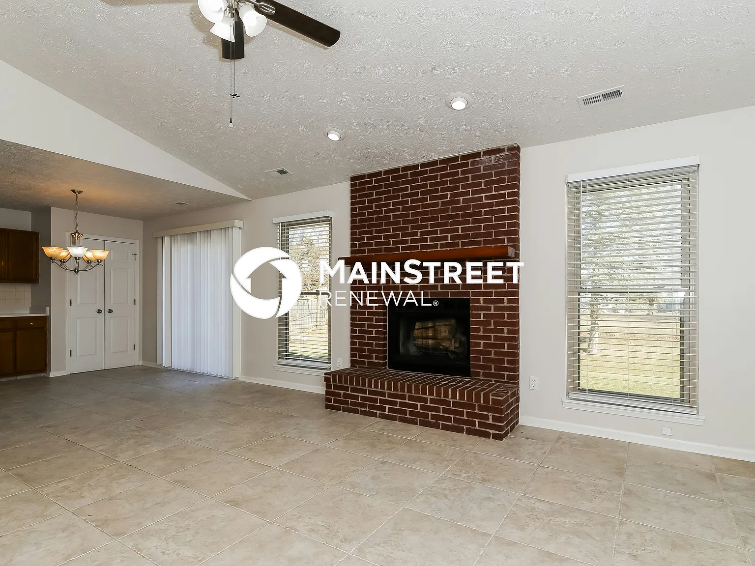 5671 Prestonwood Ct — Photo 2