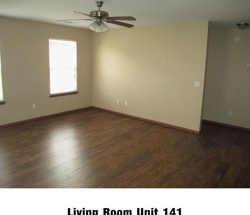 2nd image of 141 Fox Glove Ln
