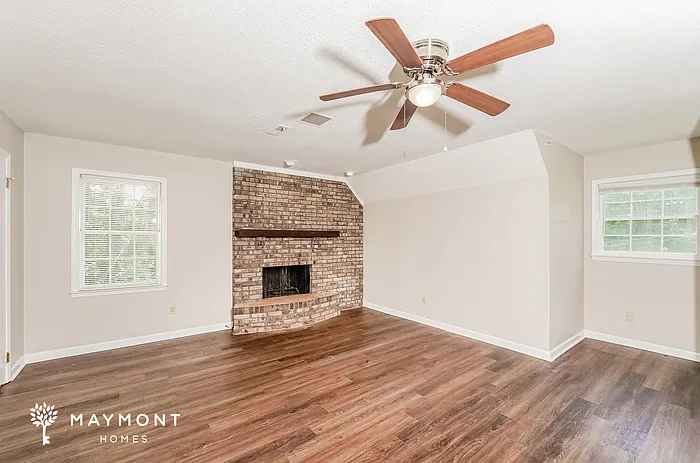 101 Moss Rock Ln — Photo 9