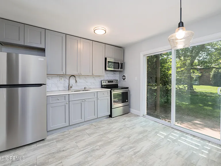 96 East Ave #33 — Photo 11