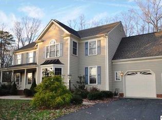 1045 Susan Dr, Earlysville, VA 22936