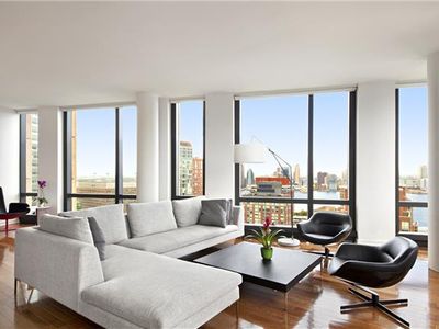 101 Warren St #2820, New York, NY, 10007