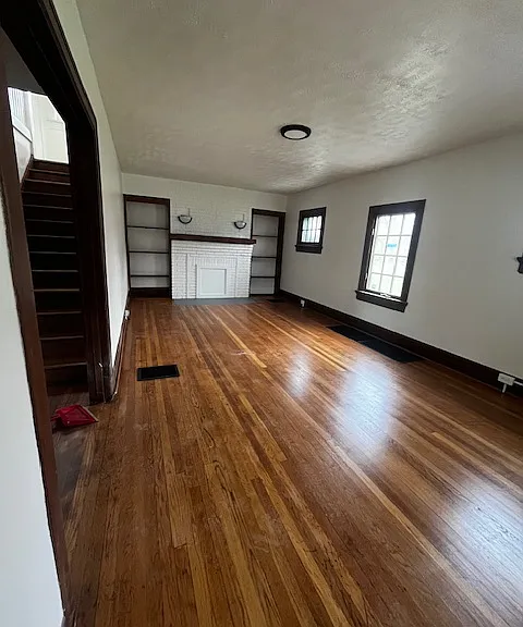 1821 W Grand Ave — Photo 5