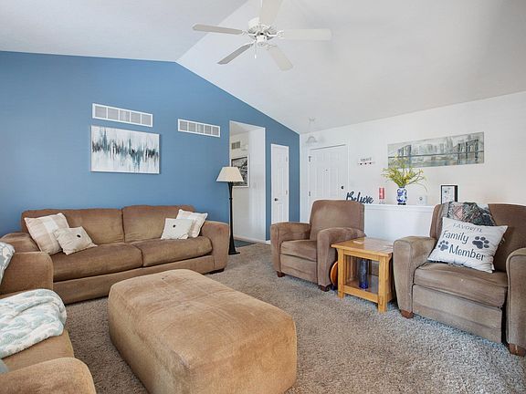 2nd image of 3349 Sandwood Dr