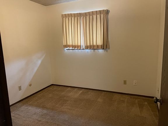 4th image of 1415 N Main St APT 6