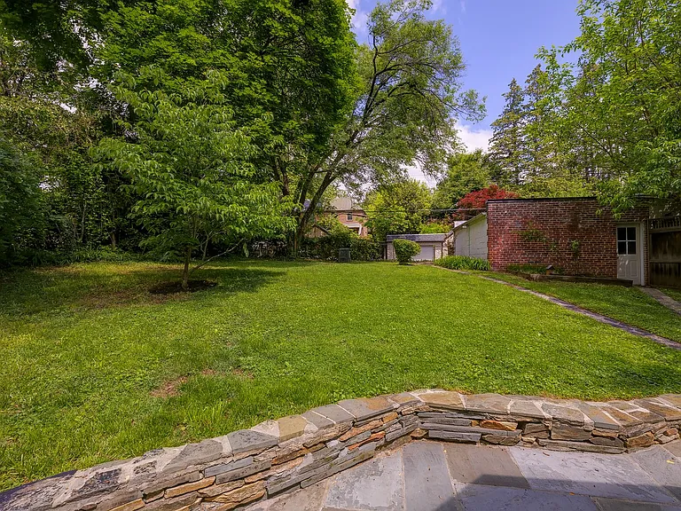 3677 Upton St NW — Photo 7