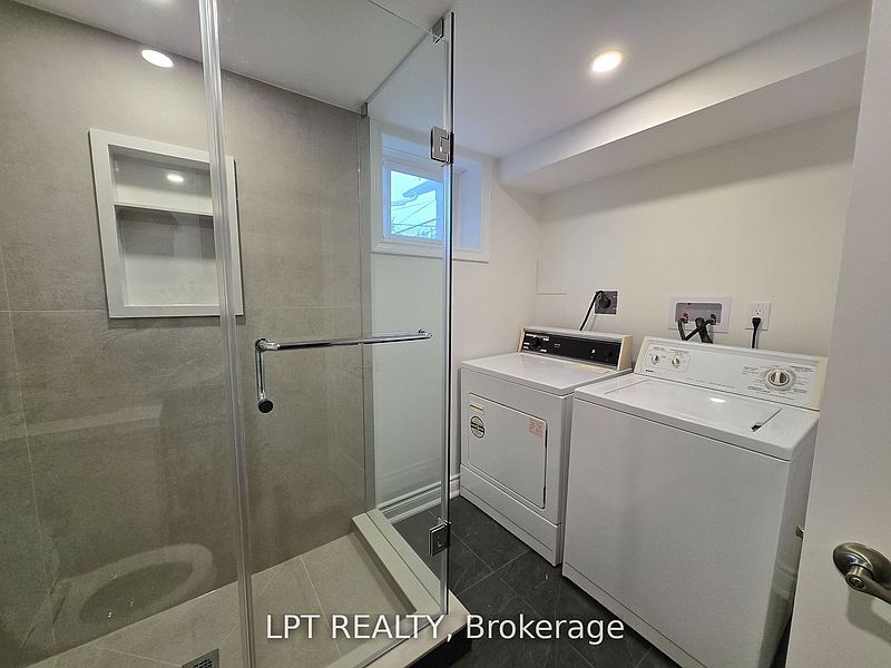 Toronto House for rent - 3 Bedrooms — photo 13