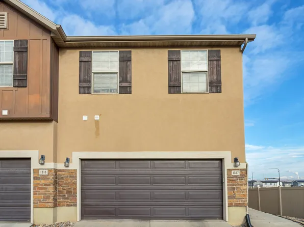 1327 Lily Pad Dr, Spanish Fork, UT 84660