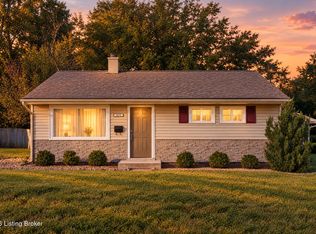 1416 Old Mill Rd, Lyndon, KY 40242
