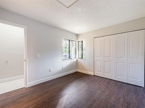 4th image of 101 N Hill Ave APT 2