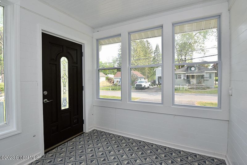 4th image of 701 Engleman Avenue