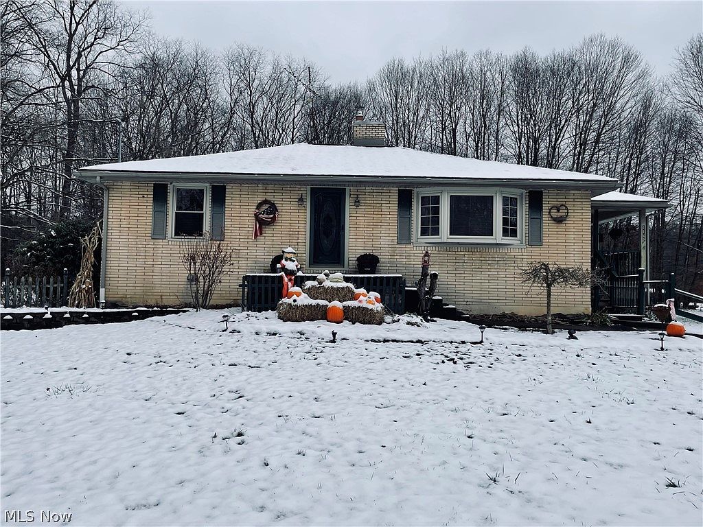1142 Yankee Run Rd, Masury, OH 44438 Zillow
