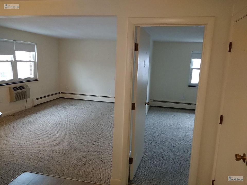 2nd image of 45 Pond St Unit 35