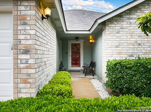 3rd image of 7834 Farlin Park Dr