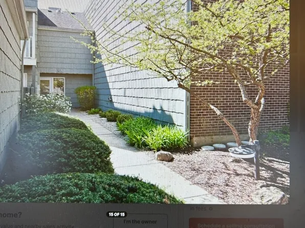 1526 Stonebridge Trl APT 1, Wheaton, IL 60189